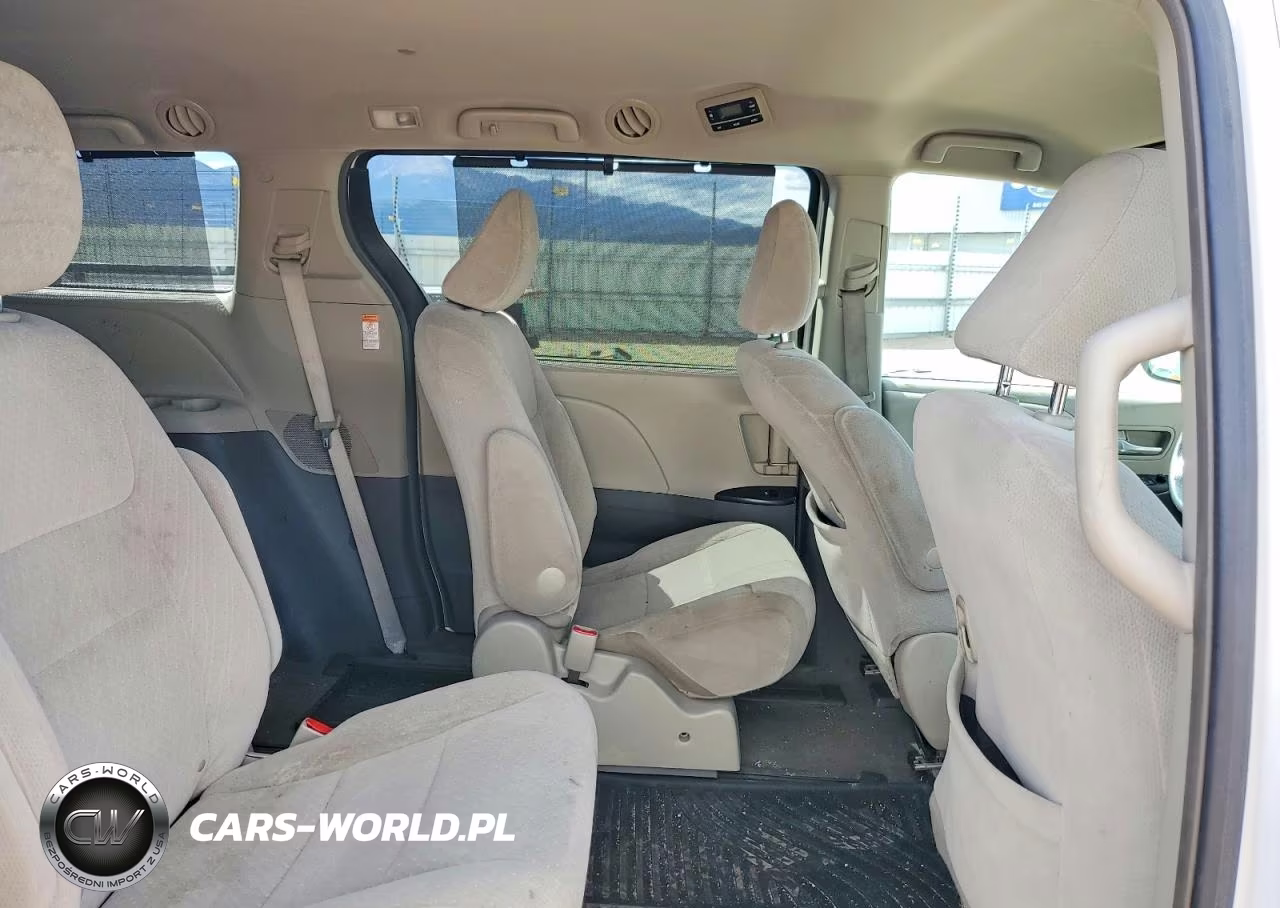 2015 Toyota Sienna Le VIN:5TDJK3DC7FS126172 - 11