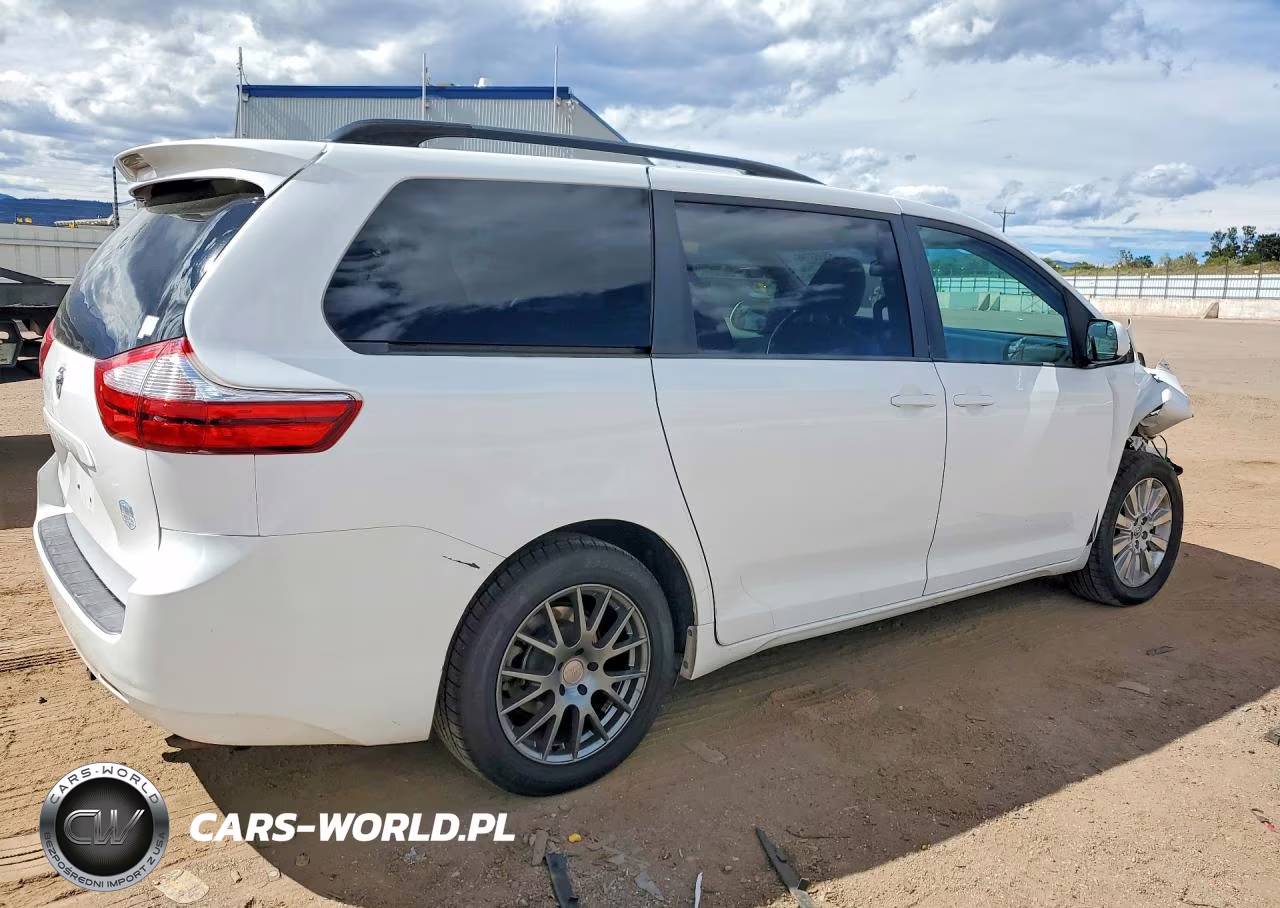 2015 Toyota Sienna Le VIN:5TDJK3DC7FS126172 - 3