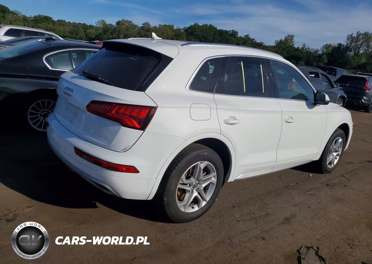 2019 Audi Q5 Premium VIN:WA1ANAFY8K2081730 - 3