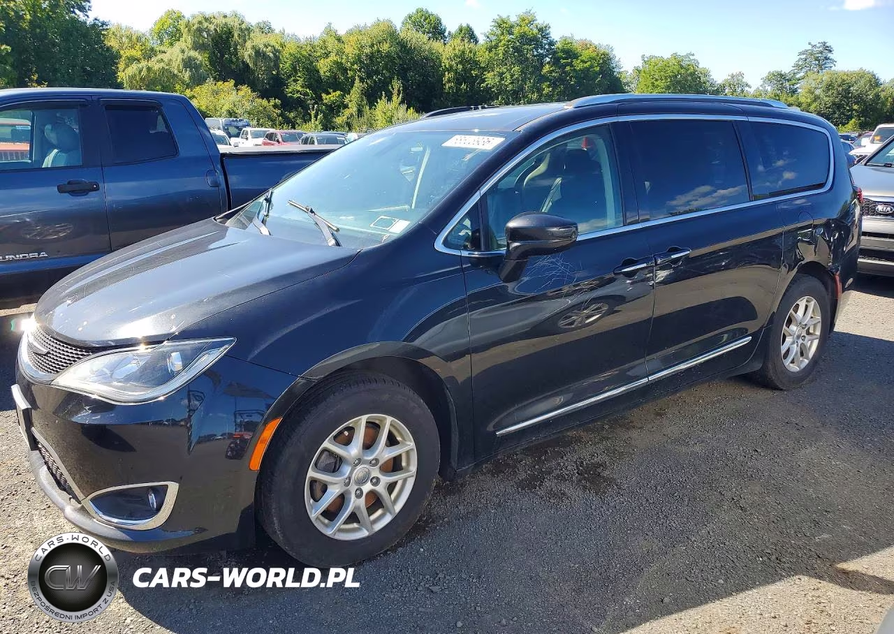 2020 Chrysler Pacifica Touring L