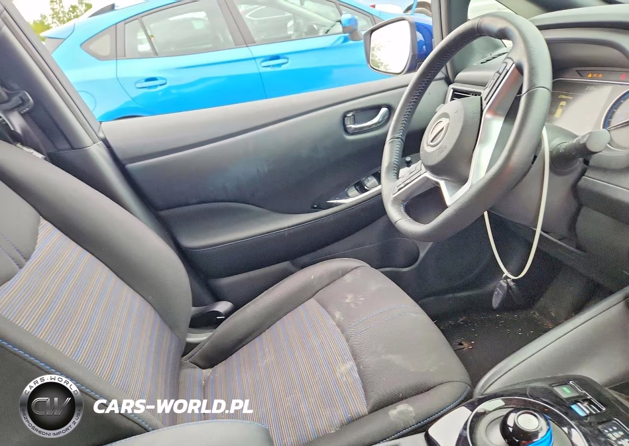 2025 Nissan Leaf Sv Plus VIN:1N4CZ1CVXSC560552 - 7