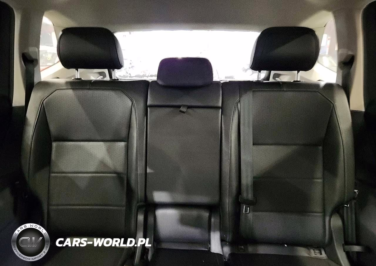 2020 Volkswagen Tiguan Se VIN:3VV2B7AX9LM182050 - 10