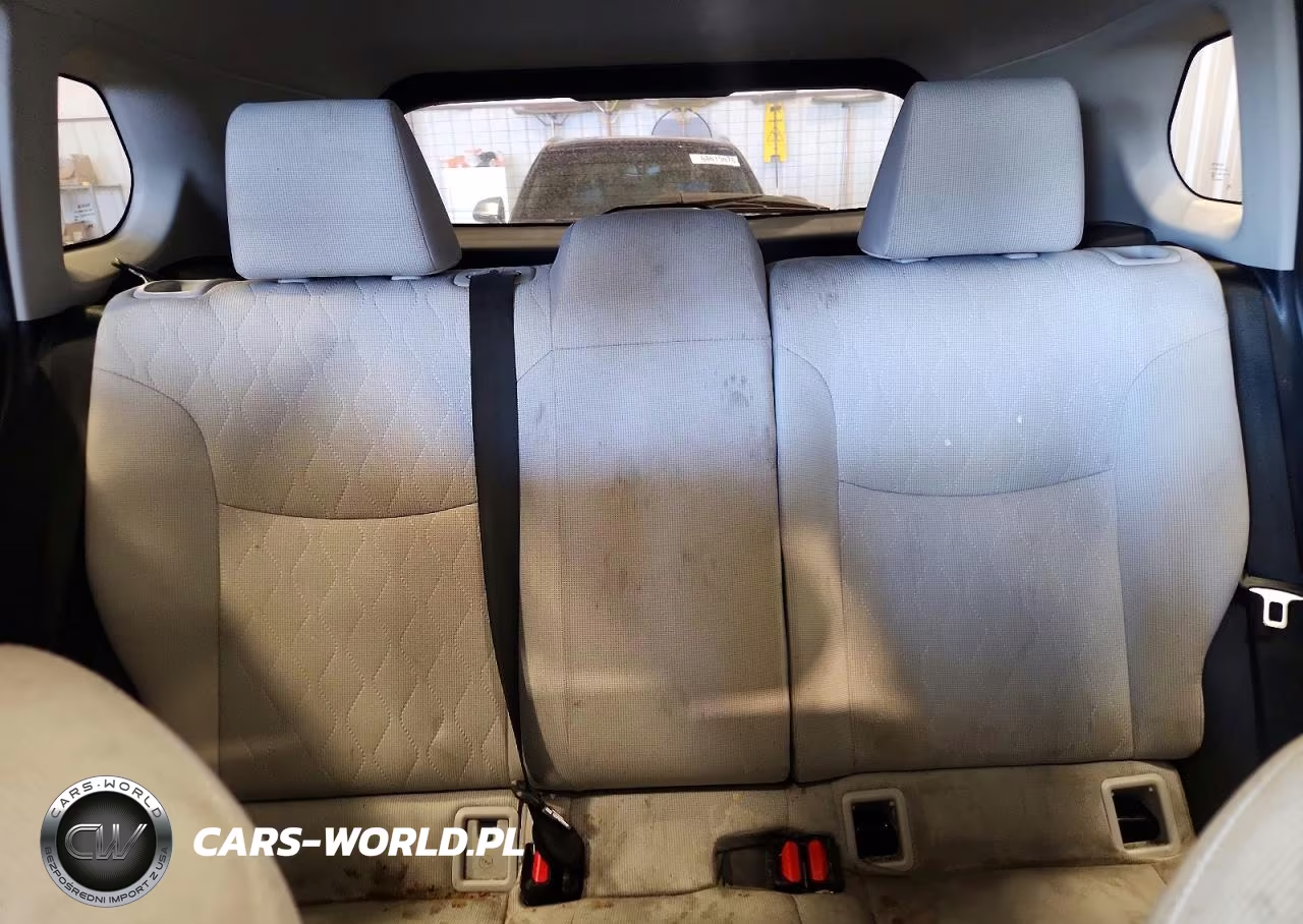 2024 Toyota Corolla Cross Le VIN:7MUBAABG8RV090200 - 10