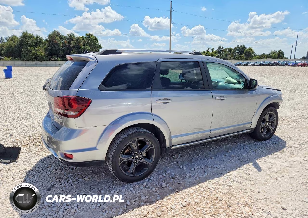 2018 Dodge Journey Crossroad VIN:3C4PDDGG4JT371339 - 3
