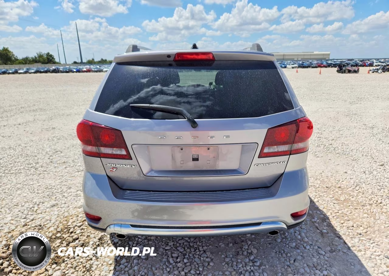 2018 Dodge Journey Crossroad VIN:3C4PDDGG4JT371339 - 6