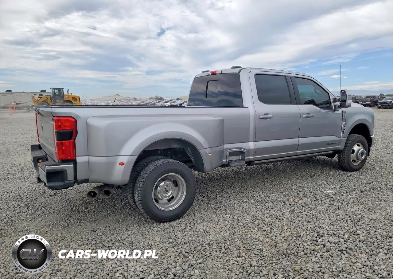 2024 Ford F350 Super Duty VIN:1FT8W3DT3REC01432 - 3