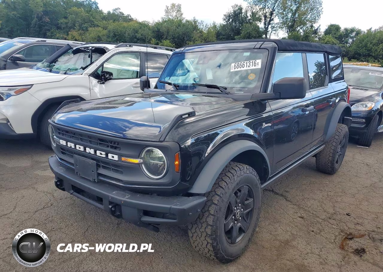 2021 Ford Bronco Base