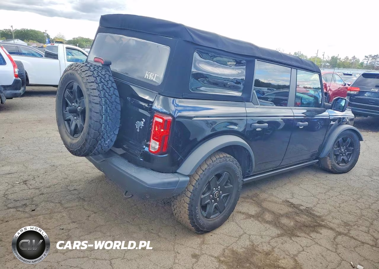 2021 Ford Bronco Base VIN:1FMEE5BH5MLB03289 - 3