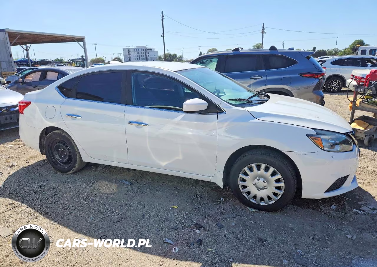2017 Nissan Sentra S VIN:3N1AB7AP4HY401185 - 4