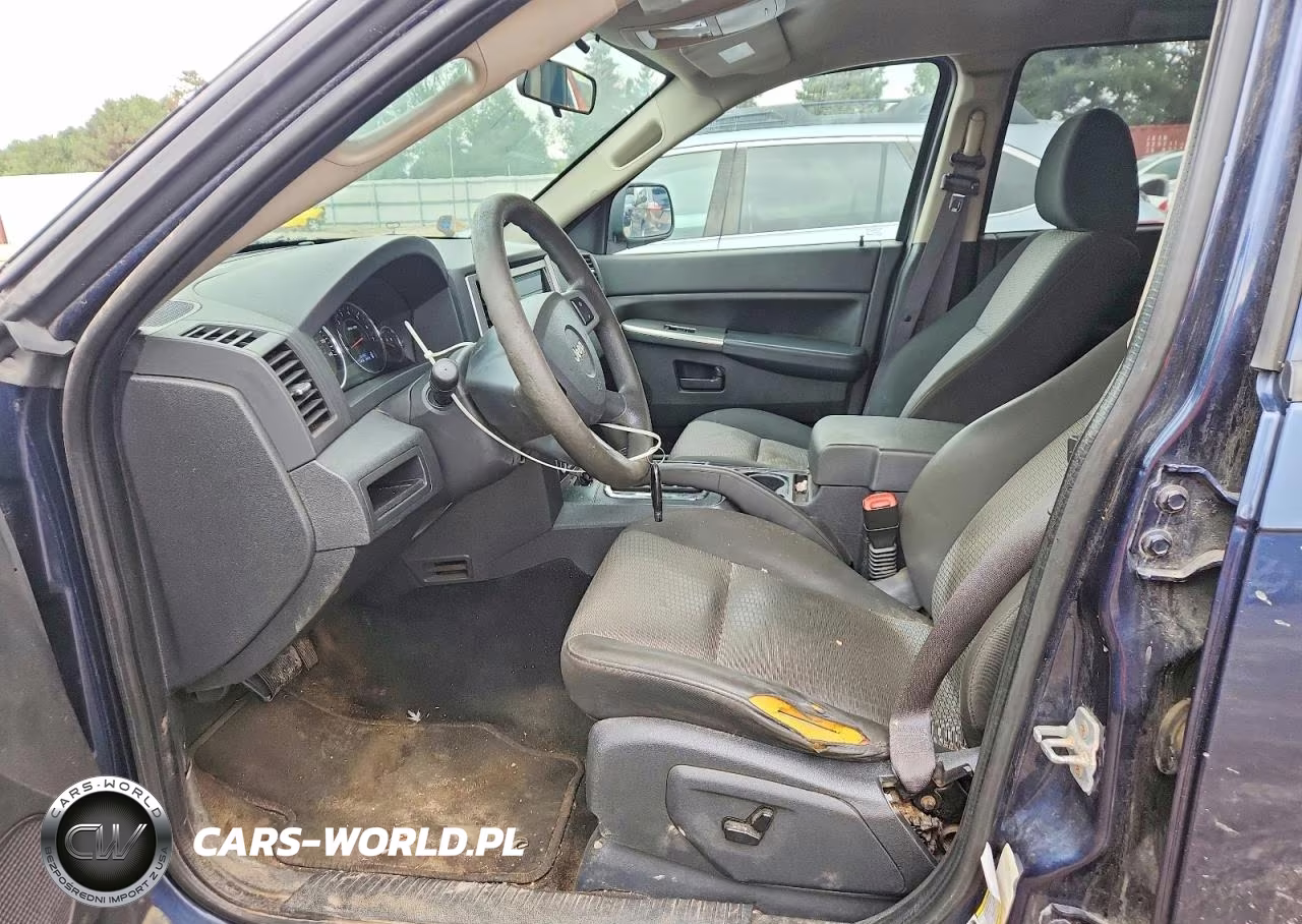 2008 Jeep Grand Cherokee Laredo VIN:1J8GR48K98C215994 - 7