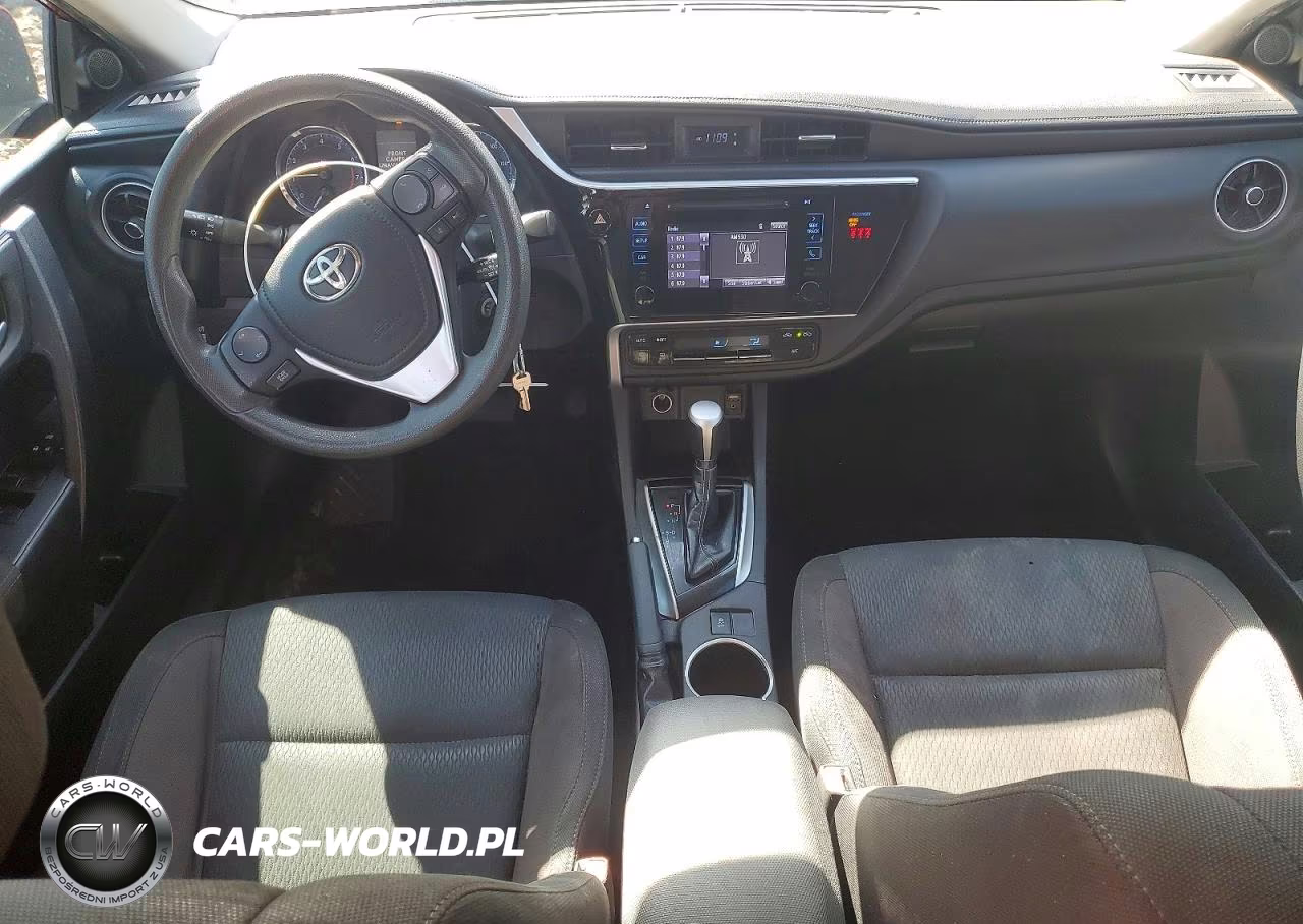 2019 Toyota Corolla Le VIN:5YFBURHE4KP898774 - 8