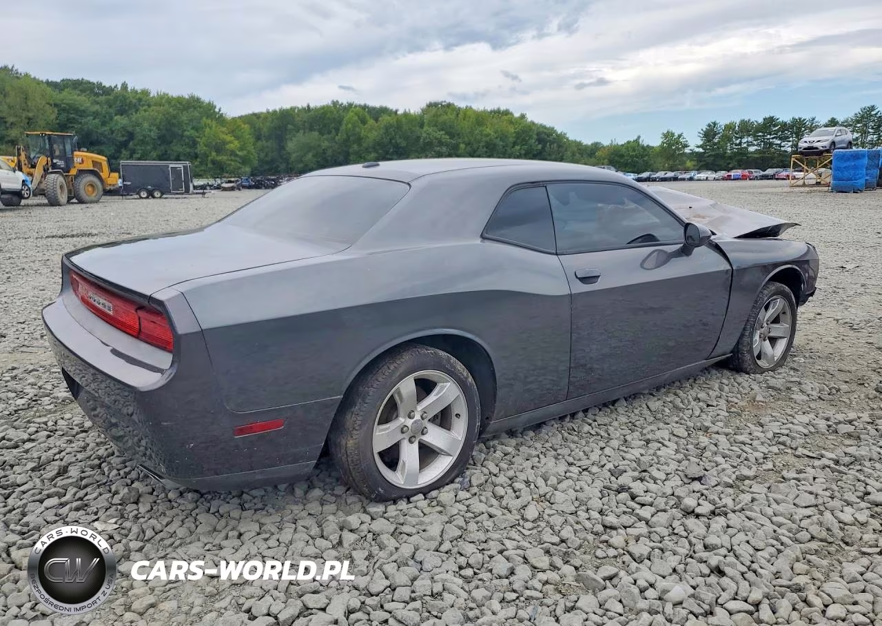 2013 Dodge Challenger Sxt VIN:2C3CDYAG5DH562574 - 3