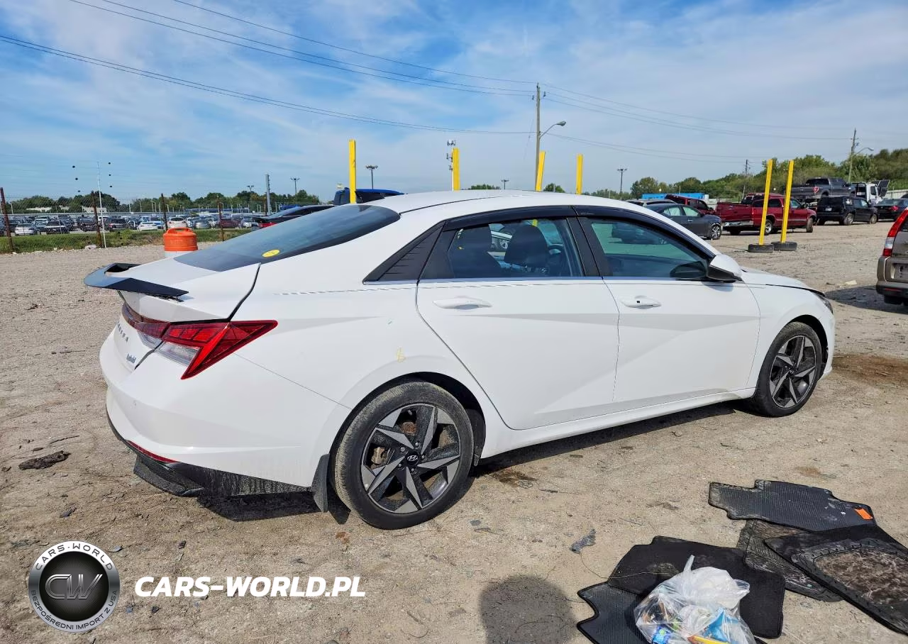 2023 Hyundai Elantra Limited VIN:KMHLN4AJ2PU062172 - 3