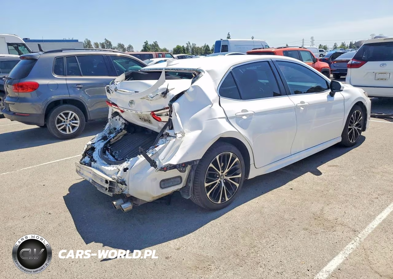 2019 Toyota Camry Se VIN:4T1B11HK4KU218340 - 3