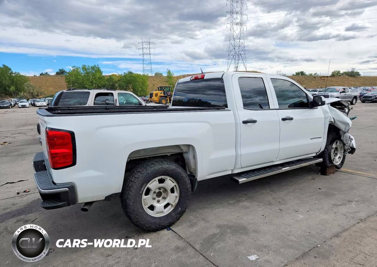 2014 Chevrolet Silverado C1500 VIN:1GCRCPEH2EZ332675 - 3
