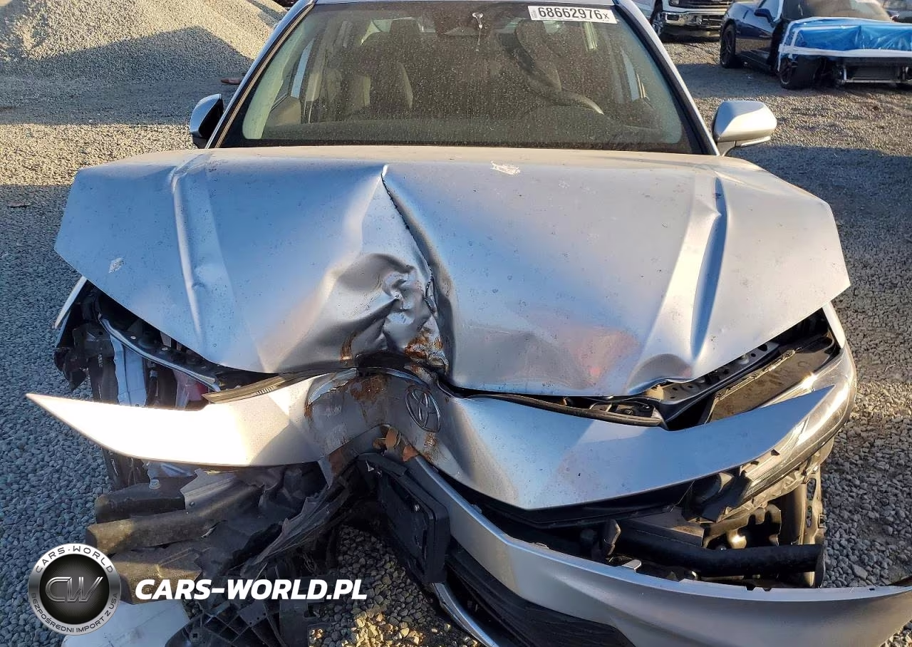 2025 Toyota Camry Le VIN:4T1DAACKXSU514866 - 11