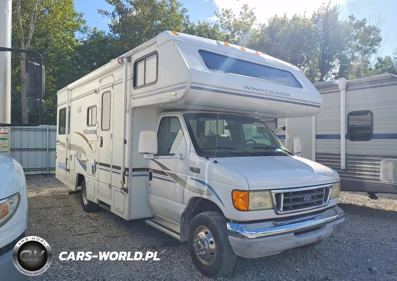 2004 Winnebago Minnie Rv