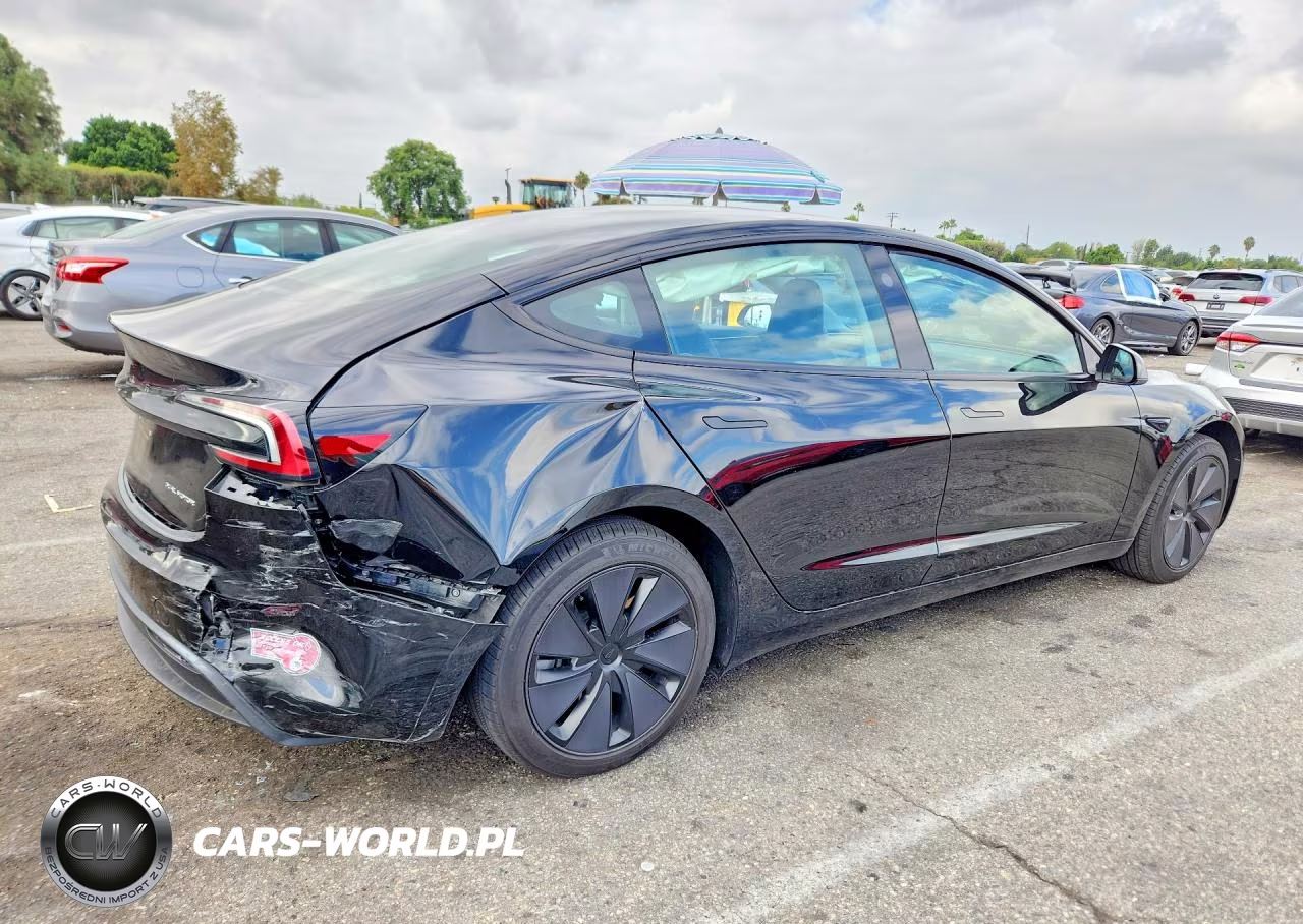 2024 Tesla Model 3 VIN:5YJ3E1EB5RF809393 - 3