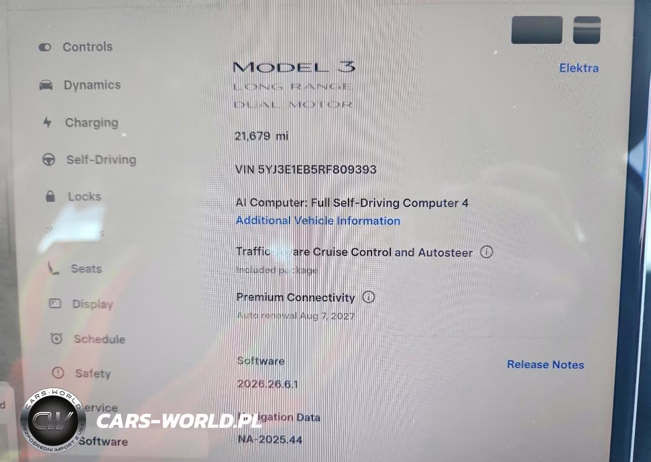 2024 Tesla Model 3 VIN:5YJ3E1EB5RF809393 - 9
