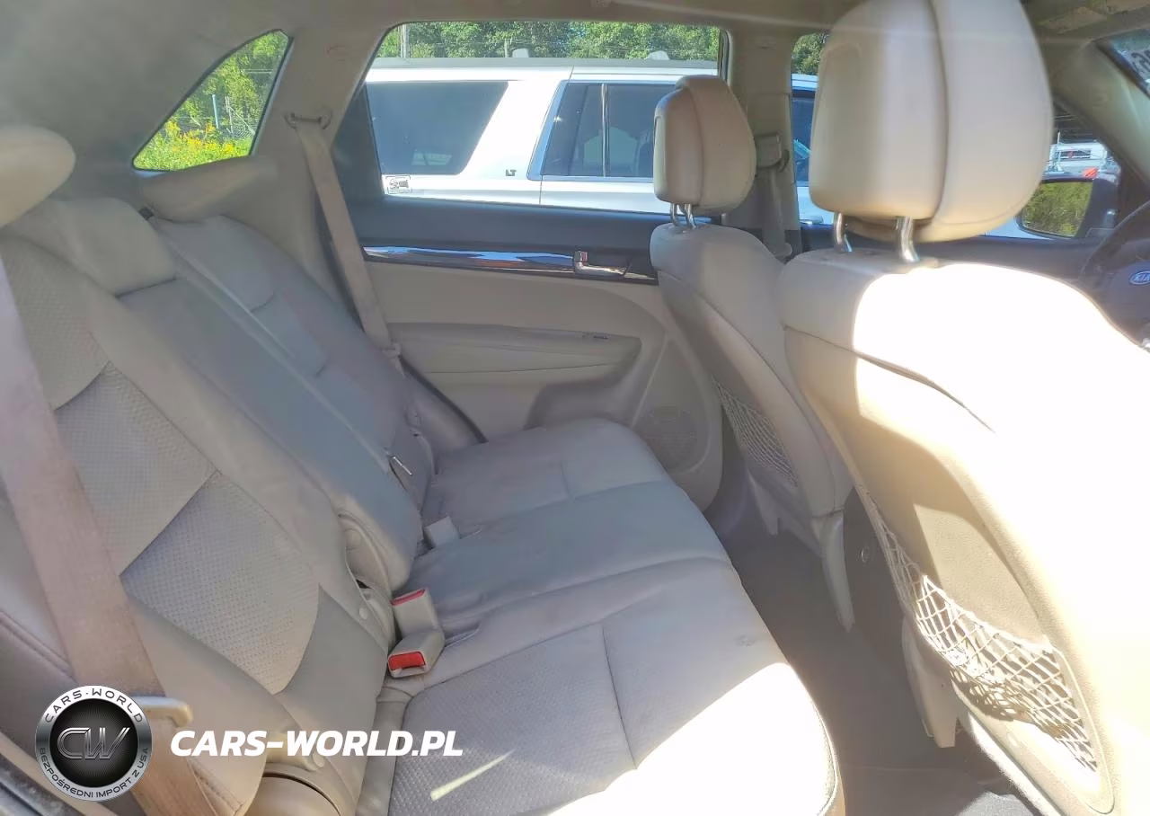 2011 Kia Sorento Lx VIN:5XYKTDA28BG056434 - 11