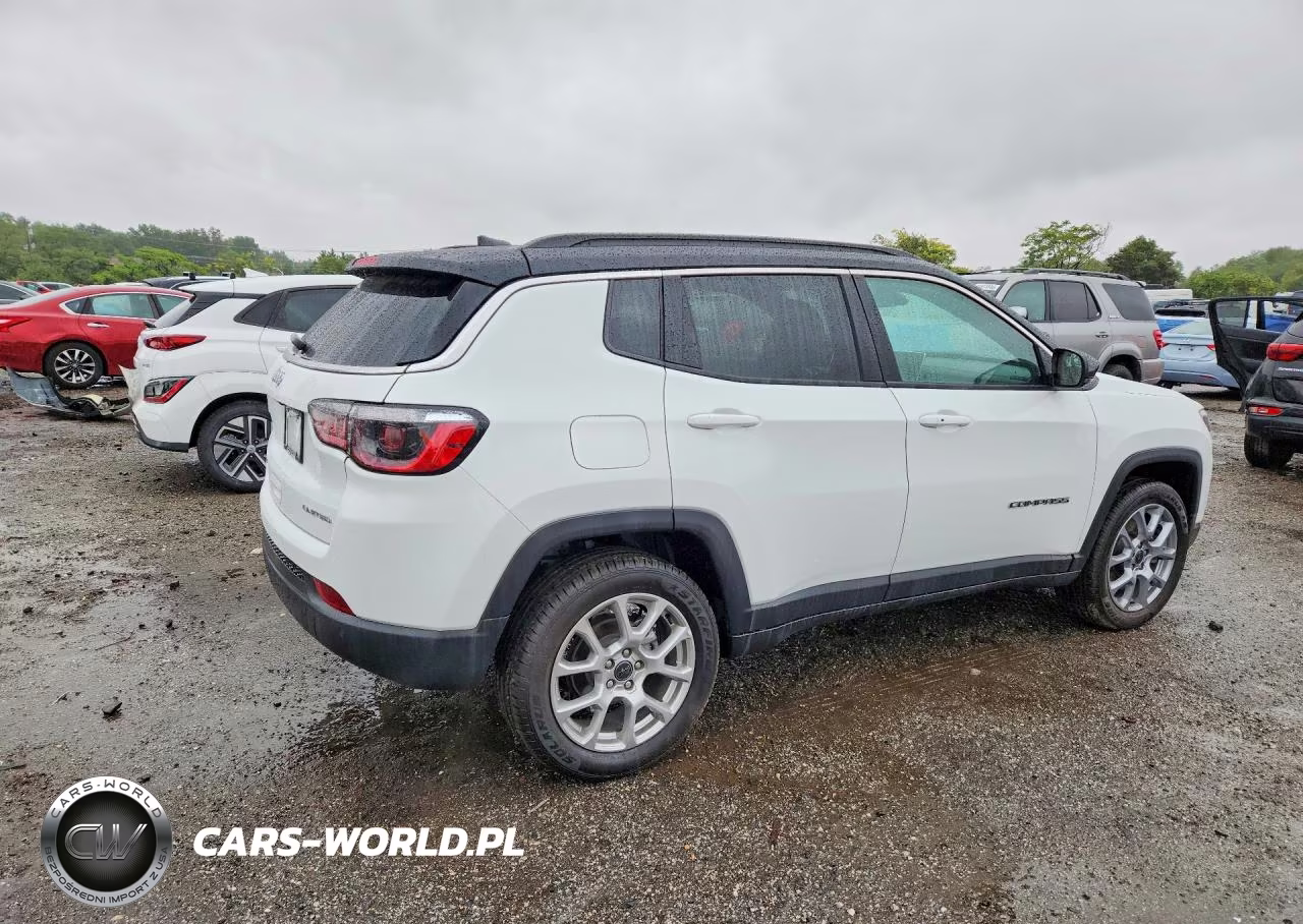 2025 Jeep Compass Limited VIN:3C4NJDCN7ST512880 - 3