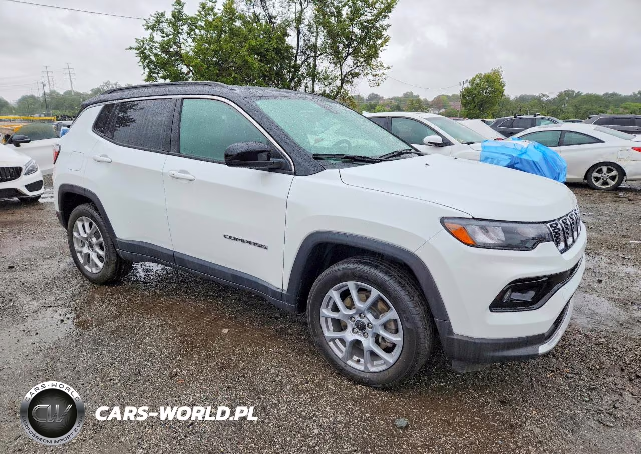 2025 Jeep Compass Limited VIN:3C4NJDCN7ST512880 - 4