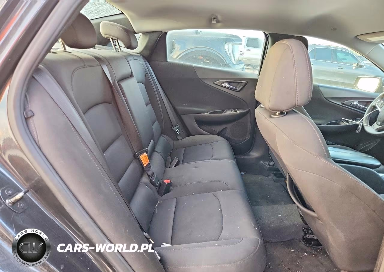 2018 Chevrolet Malibu Lt VIN:1G1ZD5STXJF238784 - 10