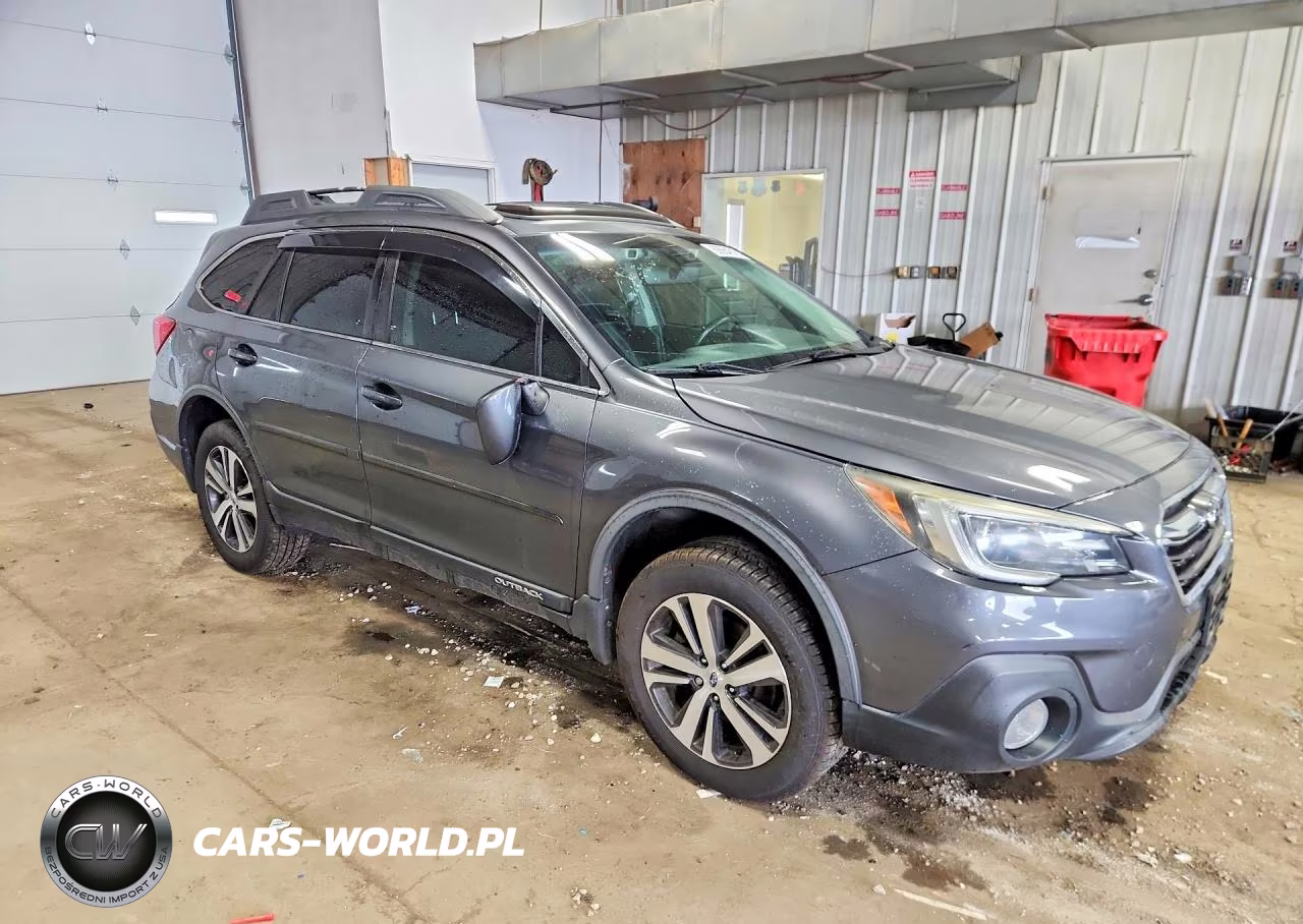 2018 Subaru Outback 2.5I Limited VIN:4S4BSANC7J3357778 - 4