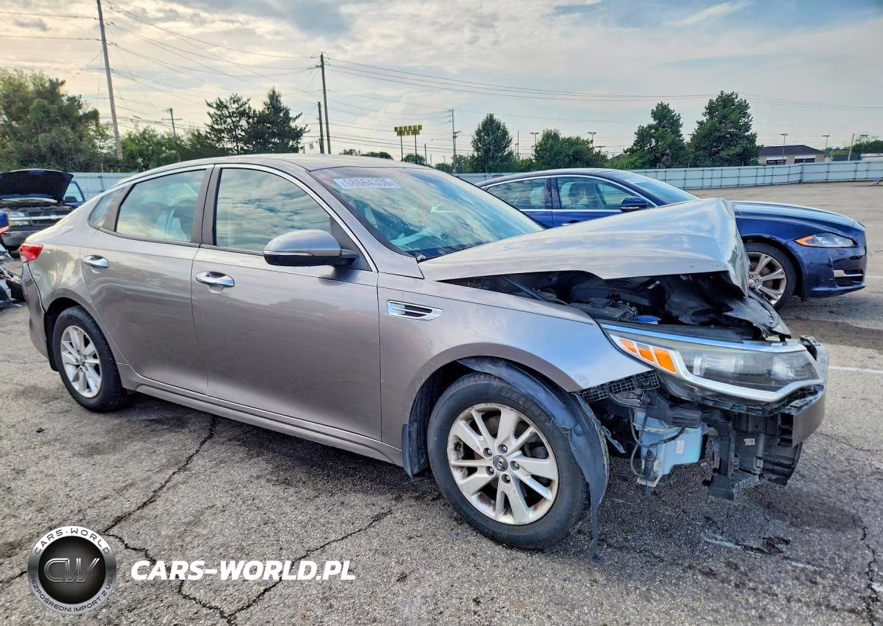 2016 Kia Optima Lx VIN:5XXGT4L33GG102582 - 4