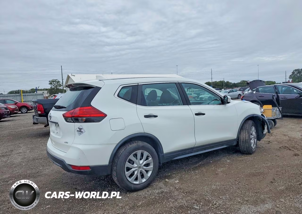 2017 Nissan Rogue S VIN:KNMAT2MV1HP603491 - 3