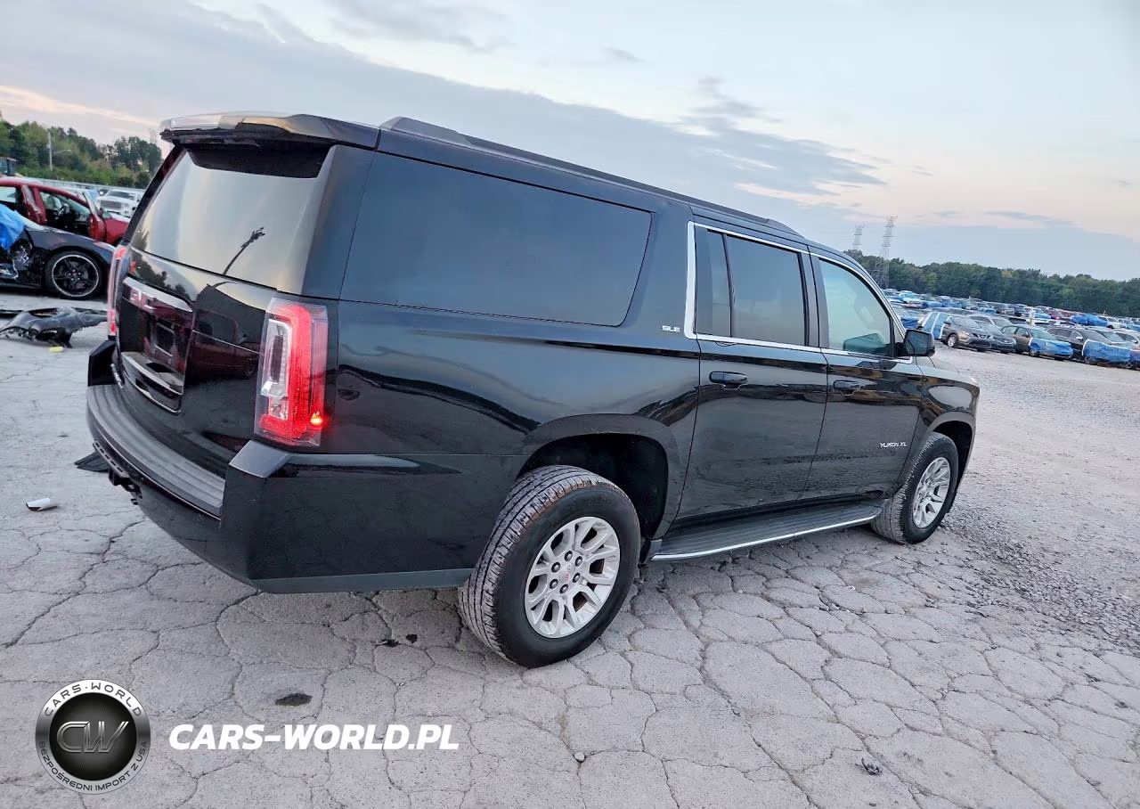 2016 GMC Yukon Xl C1500 Sle VIN:1GKS1FKCXGR474449 - 3