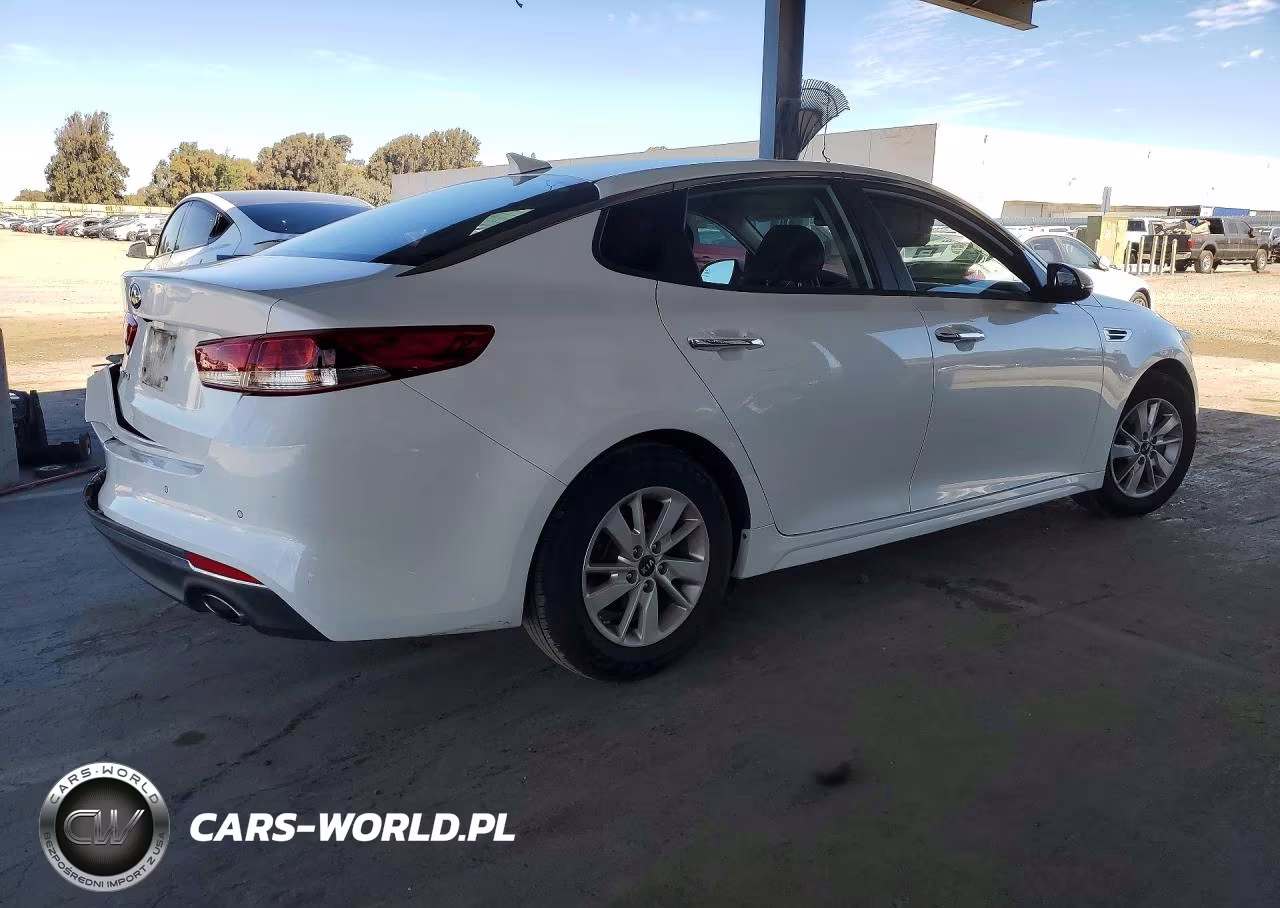 2018 Kia Optima Lx VIN:5XXGT4L36JG239667 - 3