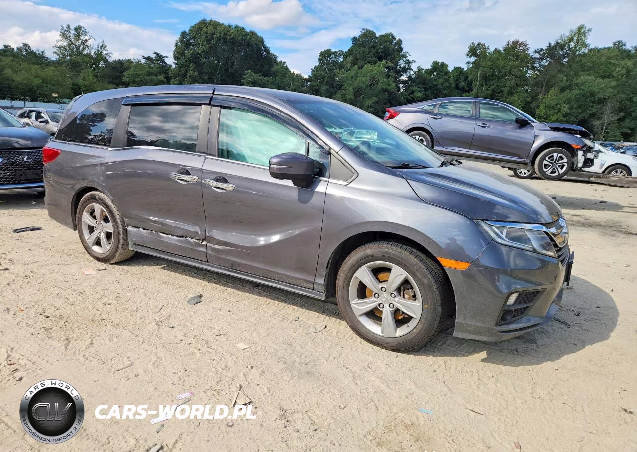 2018 Honda Odyssey Exl VIN:5FNRL6H76JB008948 - 4