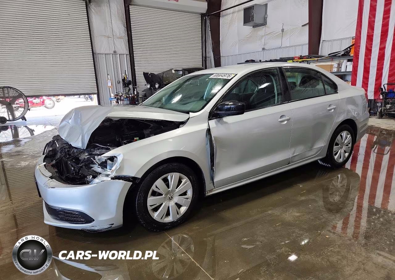 2013 Volkswagen Jetta Base