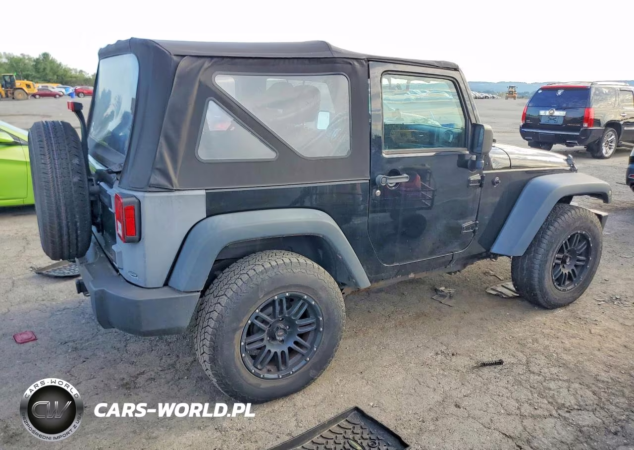 2013 Jeep Wrangler Sport VIN:1C4AJWAG1DL644806 - 3