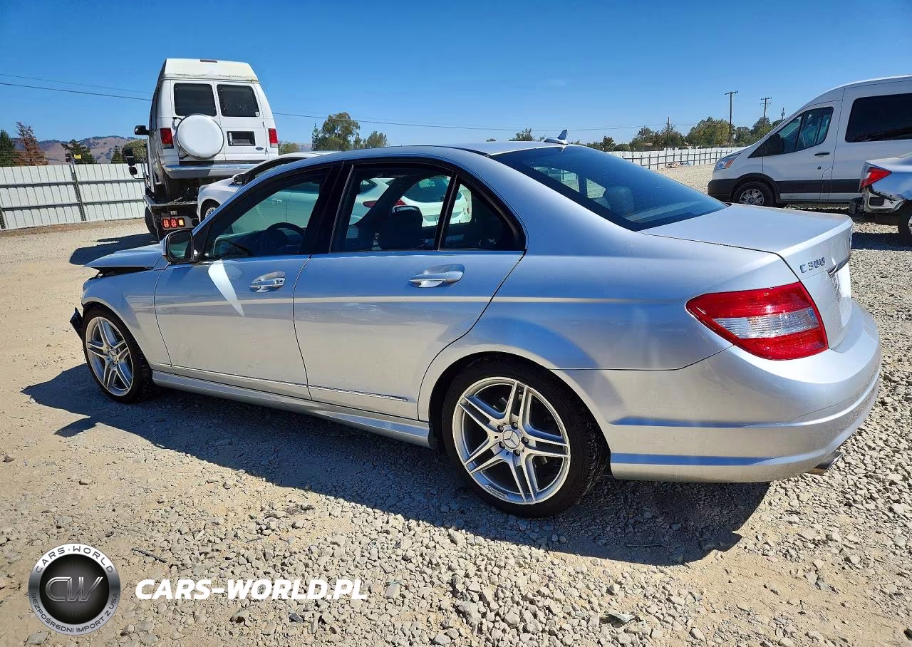 2009 Mercedes-Benz C 300 VIN:WDDGF54X79R082907 - 2