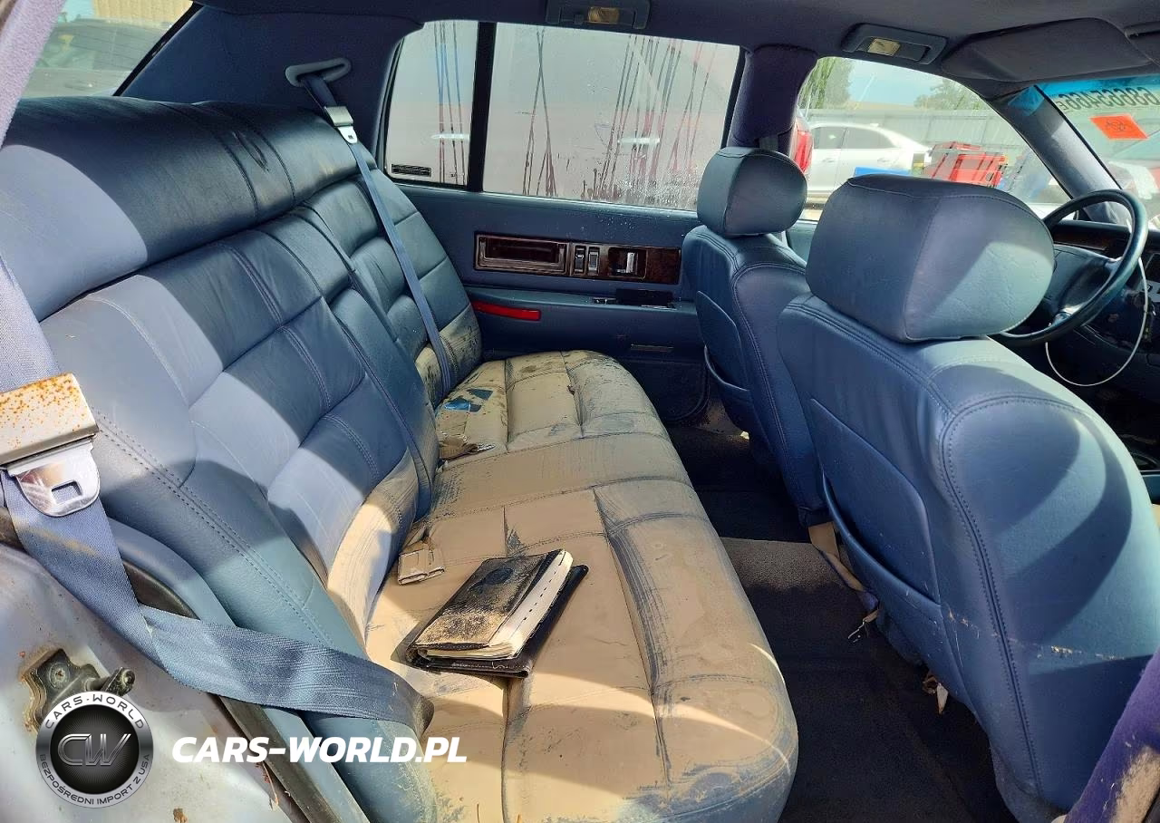 1994 Cadillac Fleetwood Base VIN:1G6DW52P5RR707677 - 10