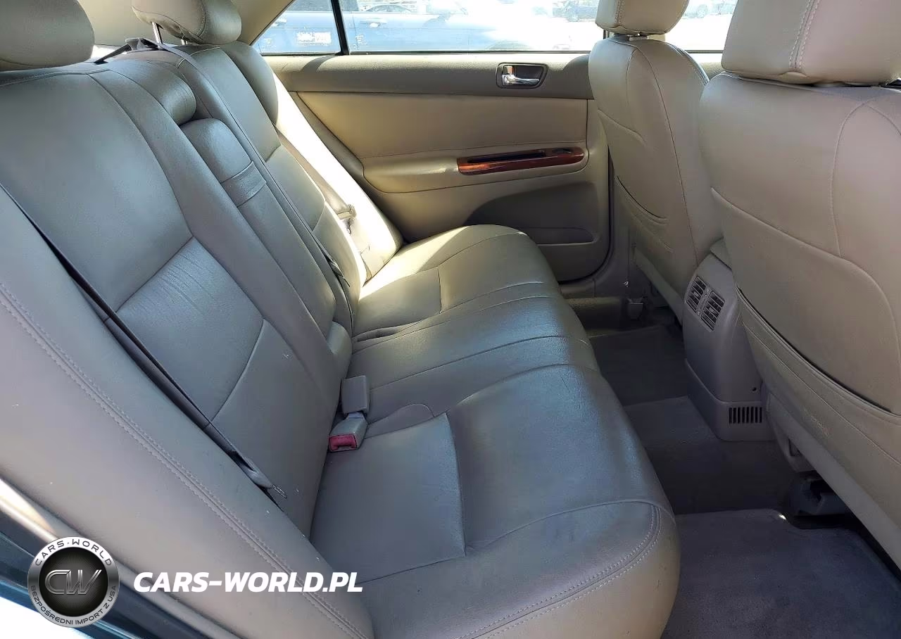 2003 Toyota Camry Xle VIN:4T1BE30K53U716110 - 10