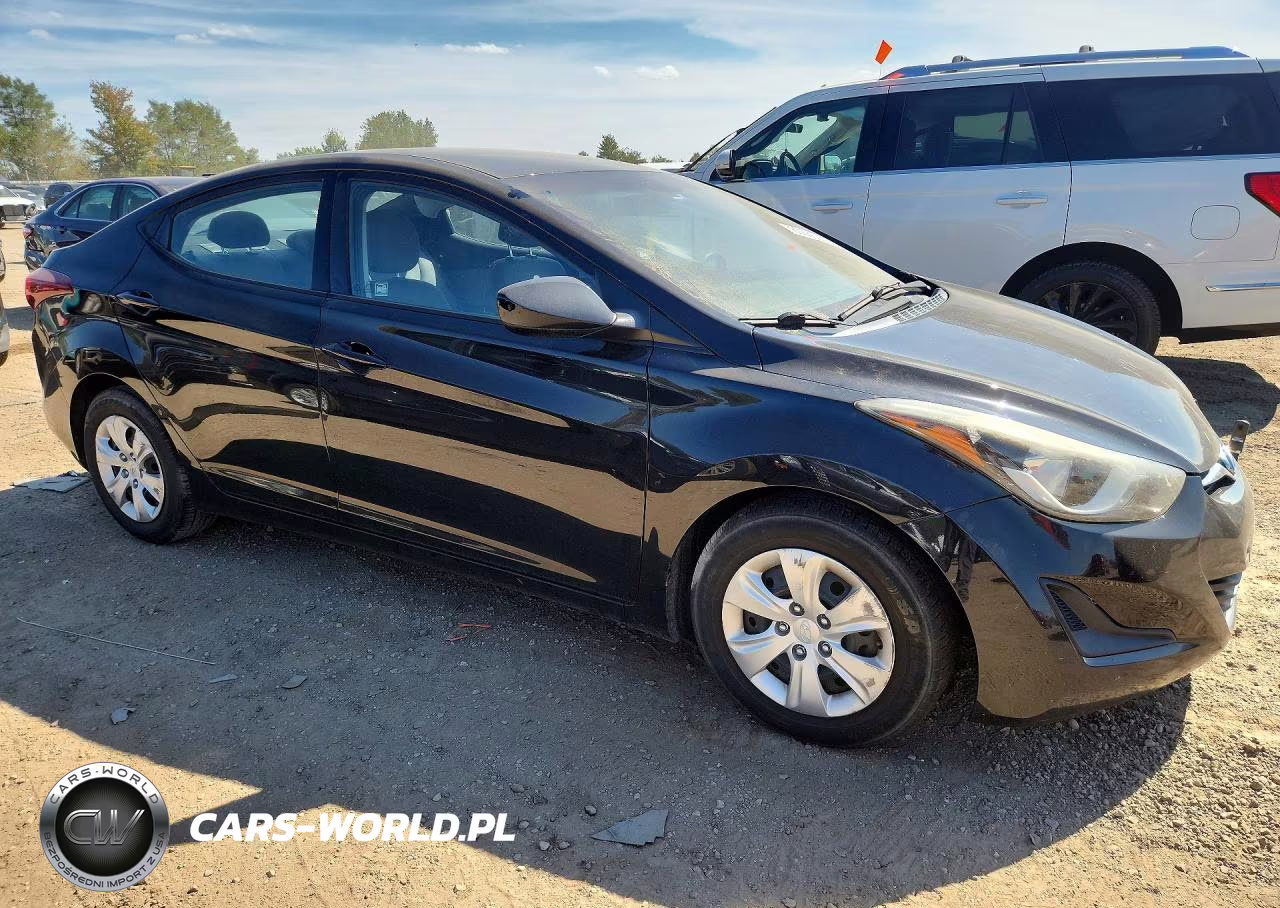 2016 Hyundai Elantra Se VIN:5NPDH4AE8GH758984 - 4