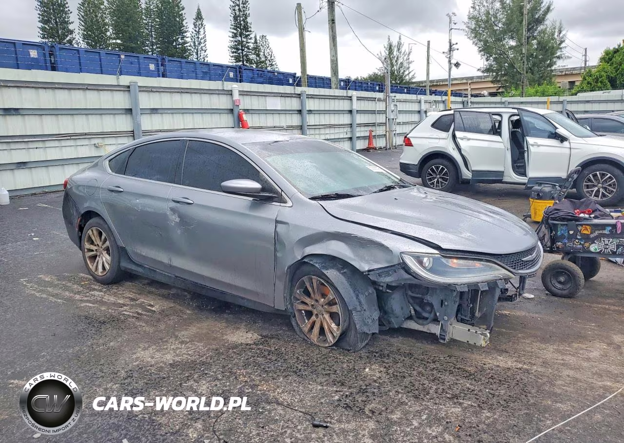 2016 Chrysler 200 Limited VIN:1C3CCCAB5GN148264 - 4