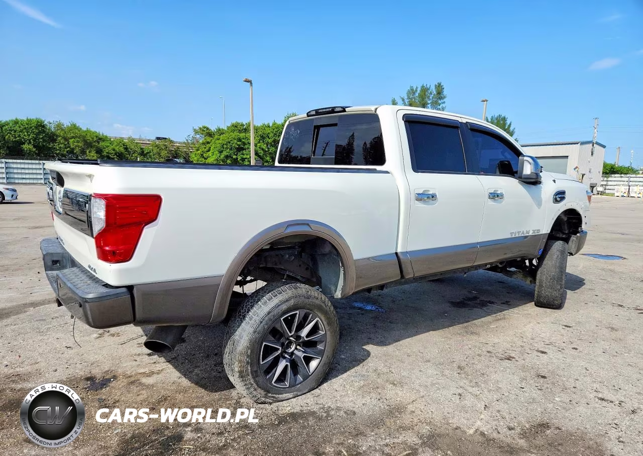 2018 Nissan Titan Xd Platinum Reserve VIN:1N6BA1F48JN522365 - 3
