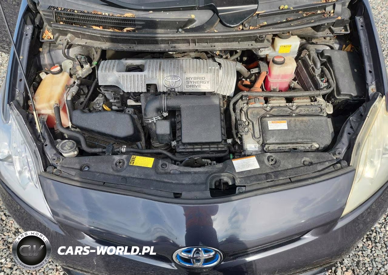 2015 Toyota Prius Two VIN:JTDKN3DUXF0434458 - 11