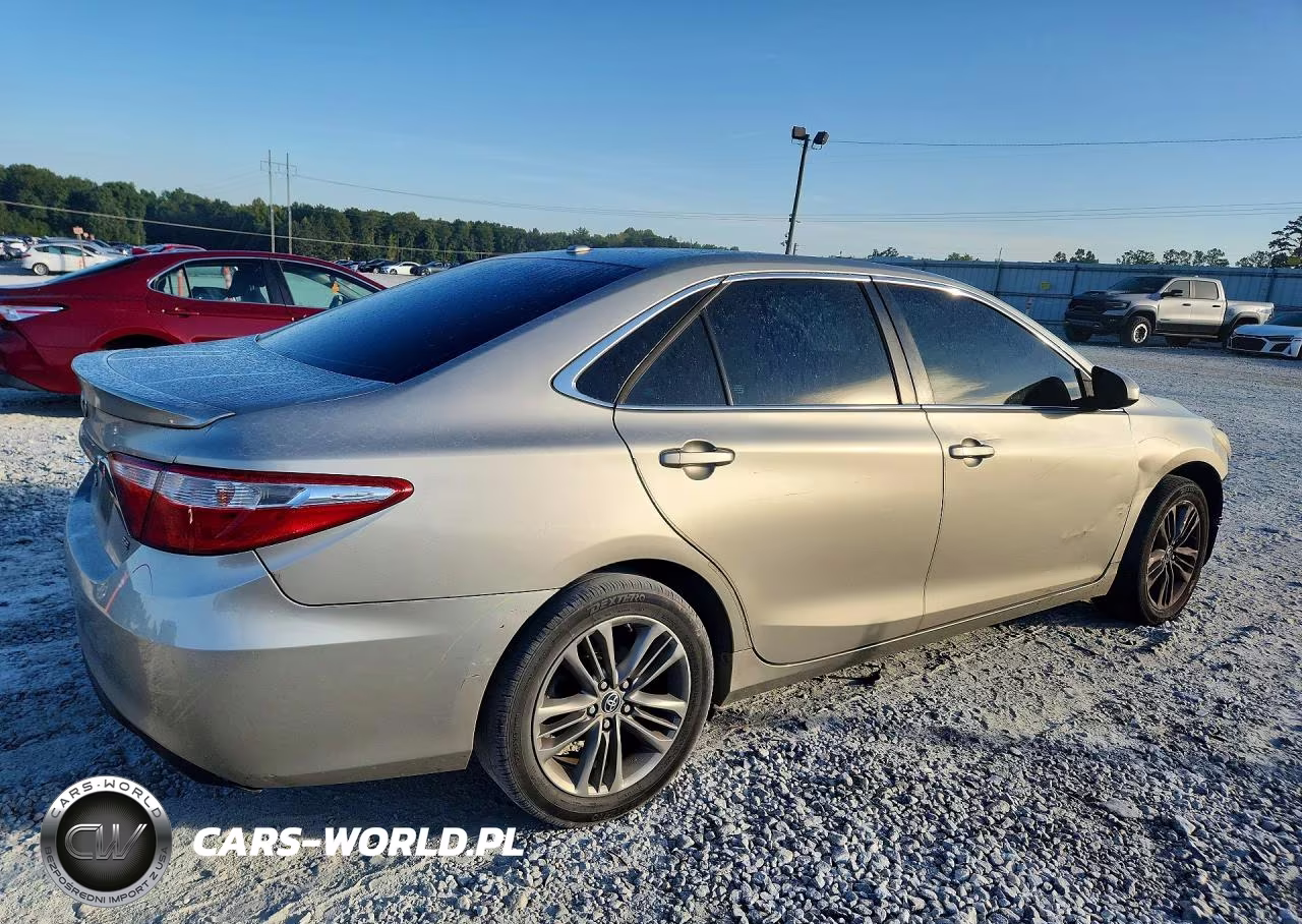 2016 Toyota Camry Se VIN:4T1BF1FK2GU535433 - 3