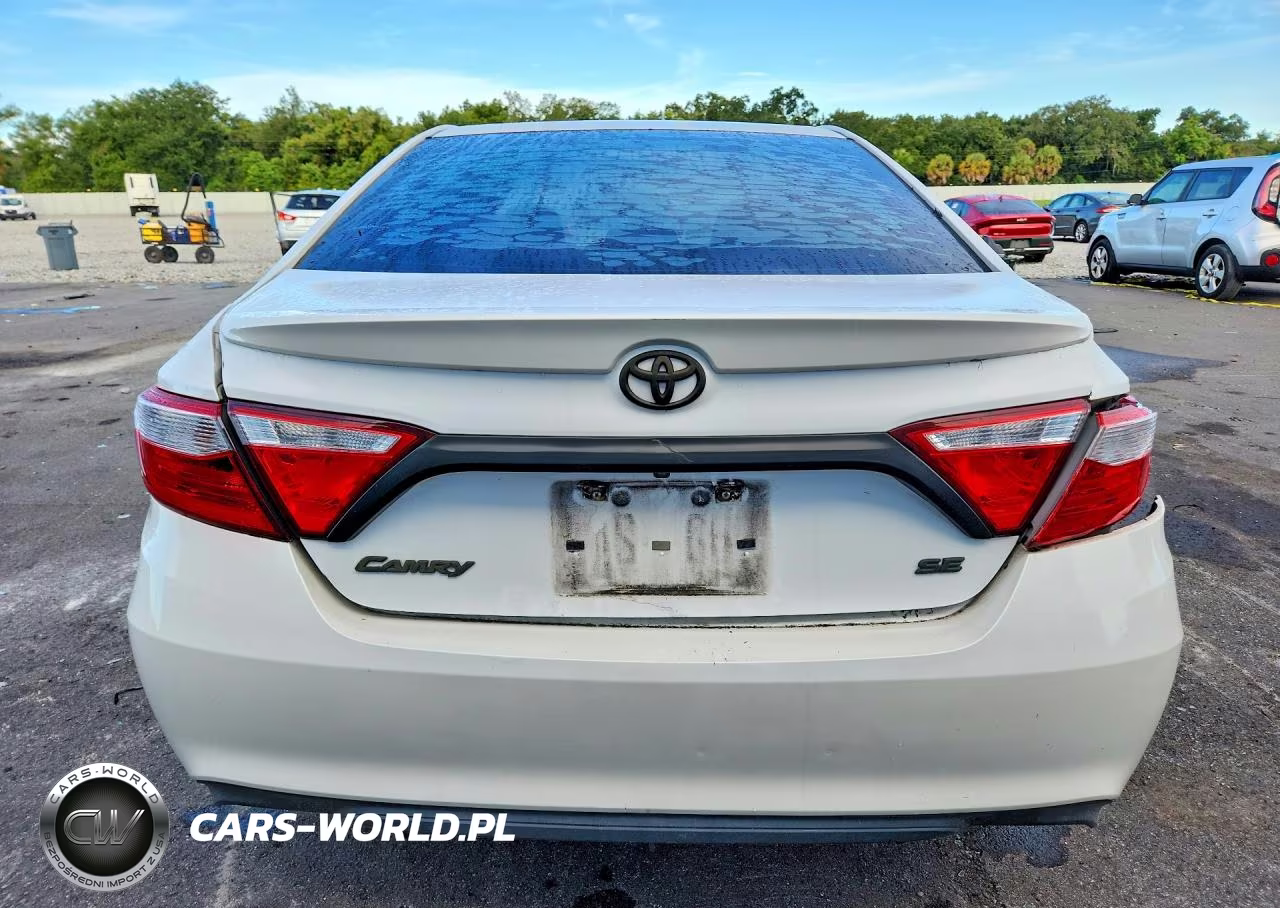 2016 Toyota Camry Se VIN:4T1BF1FK5GU159844 - 6