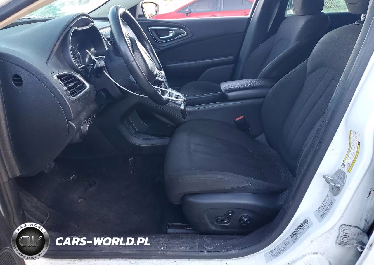 2016 Chrysler 200 Limited VIN:1C3CCCAB3GN142673 - 7