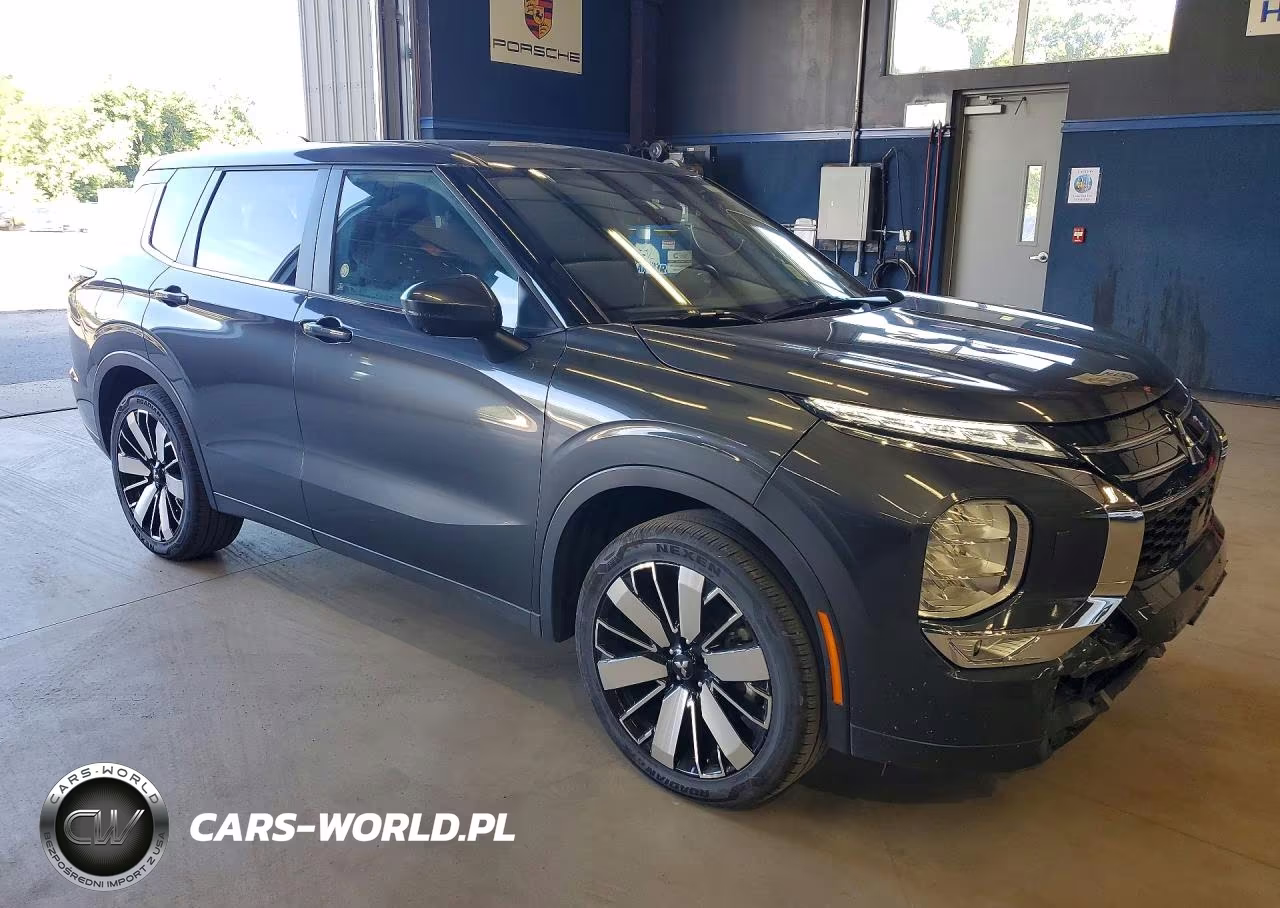 2025 Mitsubishi Outlander Se VIN:JA4J4VA89SZ016958 - 4