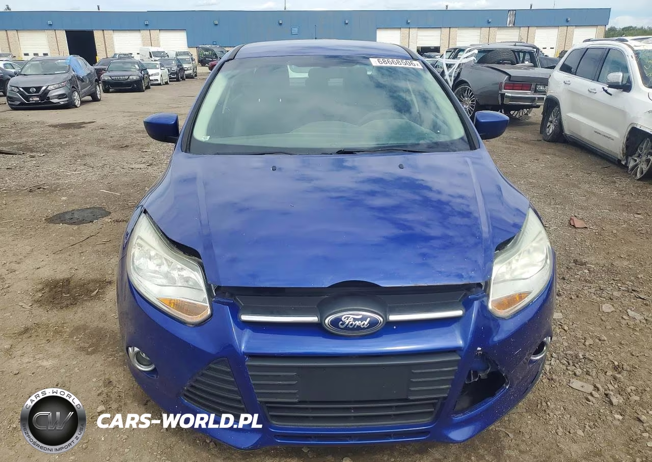 2012 Ford Focus Se VIN:1FAHP3F28CL464414 - 5