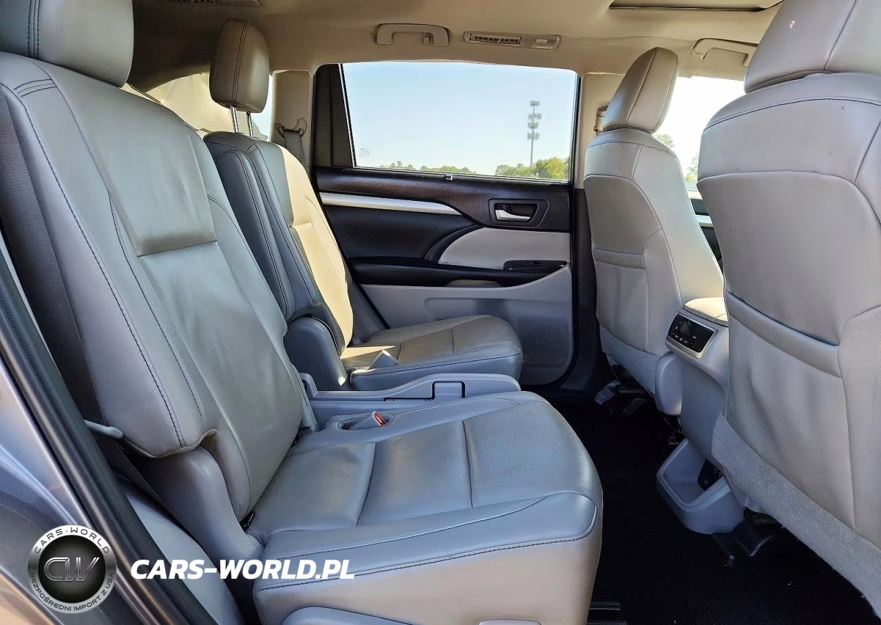 2019 Toyota Highlander Xle VIN:5TDJZRFH8KS566113 - 11