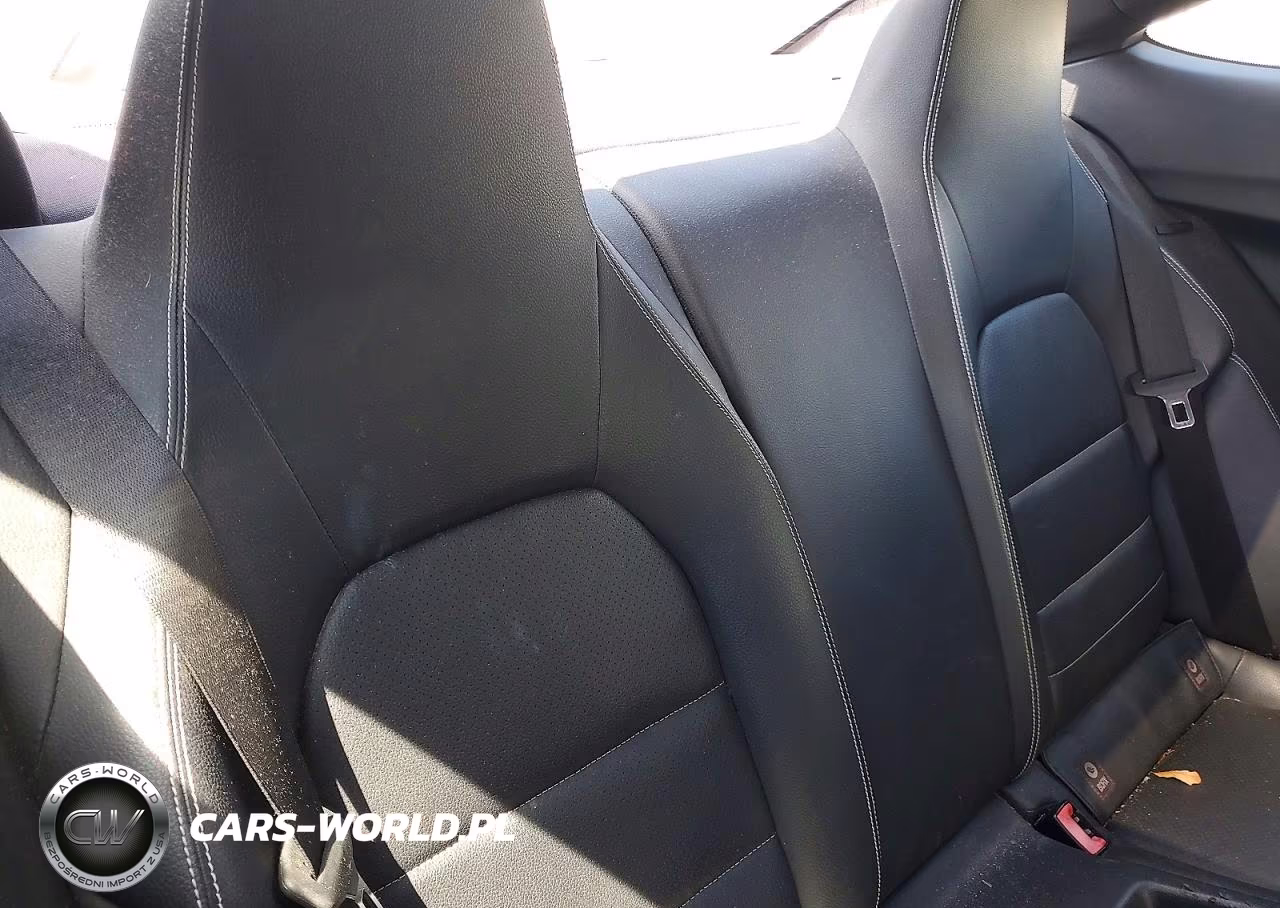 2012 Mercedes-Benz C 250 VIN:WDDGJ4HB9CF867025 - 10