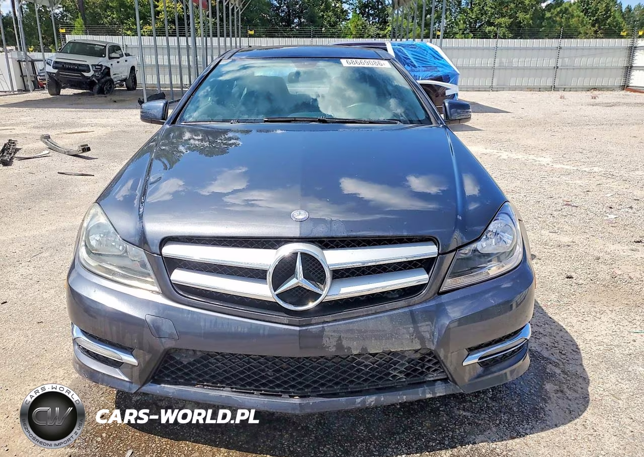 2012 Mercedes-Benz C 250 VIN:WDDGJ4HB9CF867025 - 5